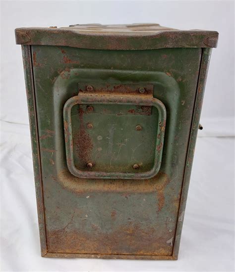 WW2 1943 B166 Ammunition Box 